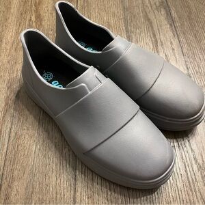 Grey gales sneakers